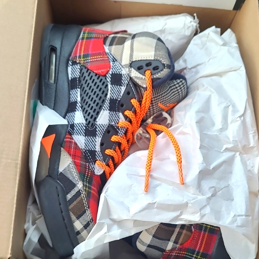 Like New Air Jordan 5 Retro Plaid Black and Orange In OG Box